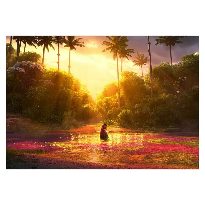 Komar Leinwandbild - Encanto - Madrigal Miracle, B x H: 60 x 40 cm - Zwei animierte Figuren umarmen sich in einem leuchtenden Fluss bei Sonnenuntergang, umgeben von tropischem Laub.