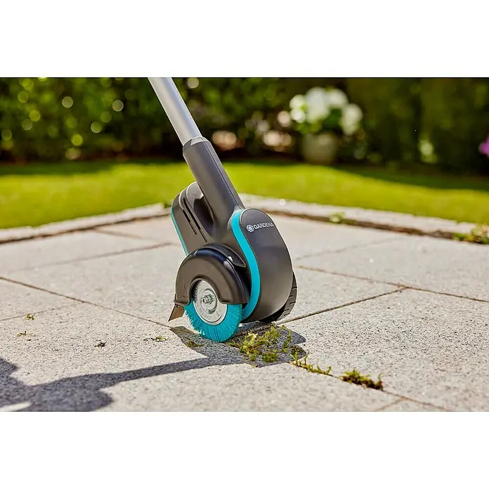 Gardena Power for All 18V Limpiador de juntas de batería EasyWeed 1800/18V - 18 V, 1 batería - El cepillo para malas hierbas a batería Gardena EasyWeed elimina sin esfuerzo malas hierbas y musgo de superficies pavimentadas.