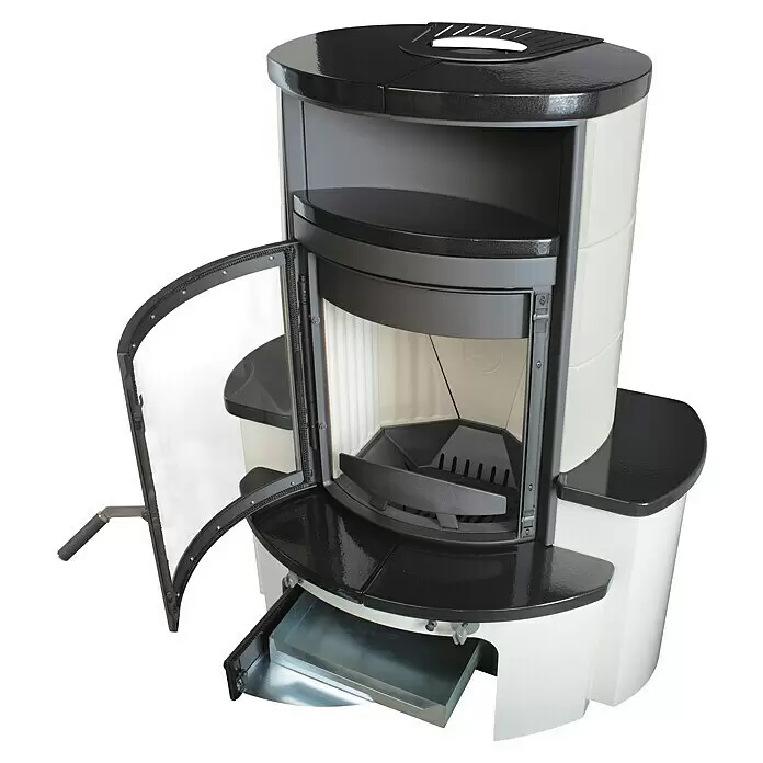 Hark Kaminofen Avenso GT ECOplus - 6 kW, Raumheizvermögen: 165 m³, Material Verkleidung: Keramik, Weiß/Meteor-Schwarz - Weißer und schwarzer Emaille-Holzofen mit geöffneter Glastür und ausgezogener Aschelade.