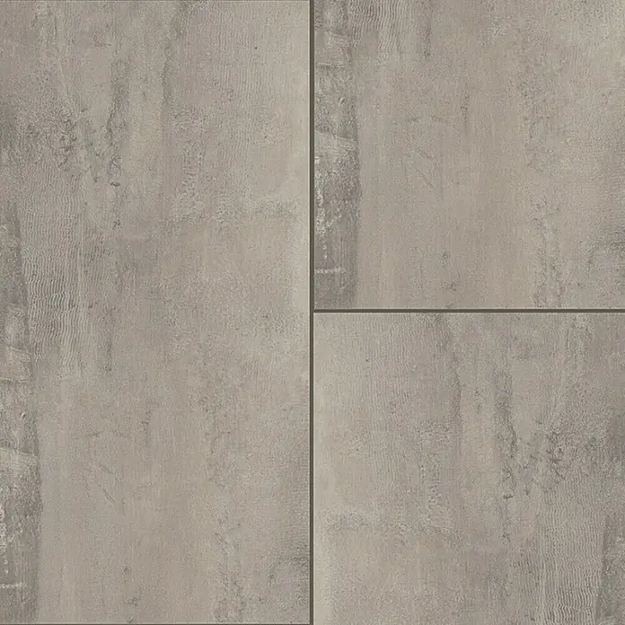Krono Original Laminat Organic Flex - Brooklyn Vibe, Fliese, 638 x 322 x 7 mm - Drei graue Wandfliesen mit Betonoptik, die eine moderne und industrielle Ästhetik vermitteln. Die Fliesen sind einheitlich mit feinen Texturen versehen.