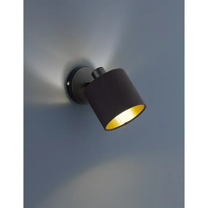 Reality Leuchten Tommy Deckenstrahler - 28 W, Höhe: 19 cm, Schwarz, E14, 1 Stk. - Schwarze Wandleuchte mit goldfarbener Innenseite, die ein warmes Licht an die Wand wirft und eine gemütliche Atmosphäre erzeugt.