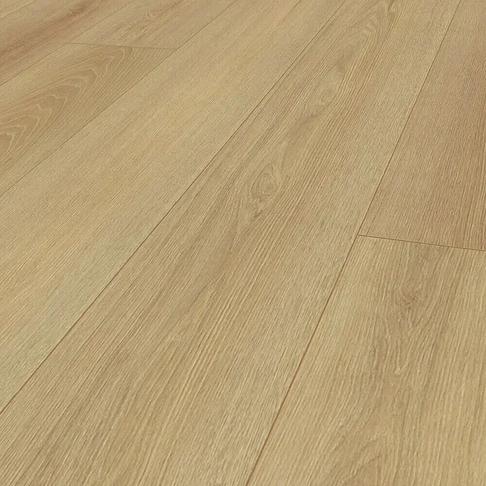 Krono Original Laminatmuster Organic Clever Long Silent Farrow Montreux Oak - 297 x 245 x 7 mm, Landhausdiele - Nahaufnahme von hellem Laminatboden mit natürlicher Holzmaserung, ideal für moderne Innenräume.