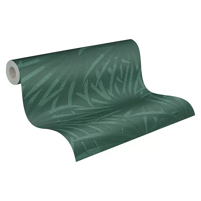 A.S. Création Casual Living Vliestapete Palmenblätter - Grün/Dunkelgrün, Floral, 10,05 x 0,53 m - Dunkeltürkise Tapetenrolle mit dezentem, texturiertem Blattmuster, die sich entrollt und das Design enthüllt.