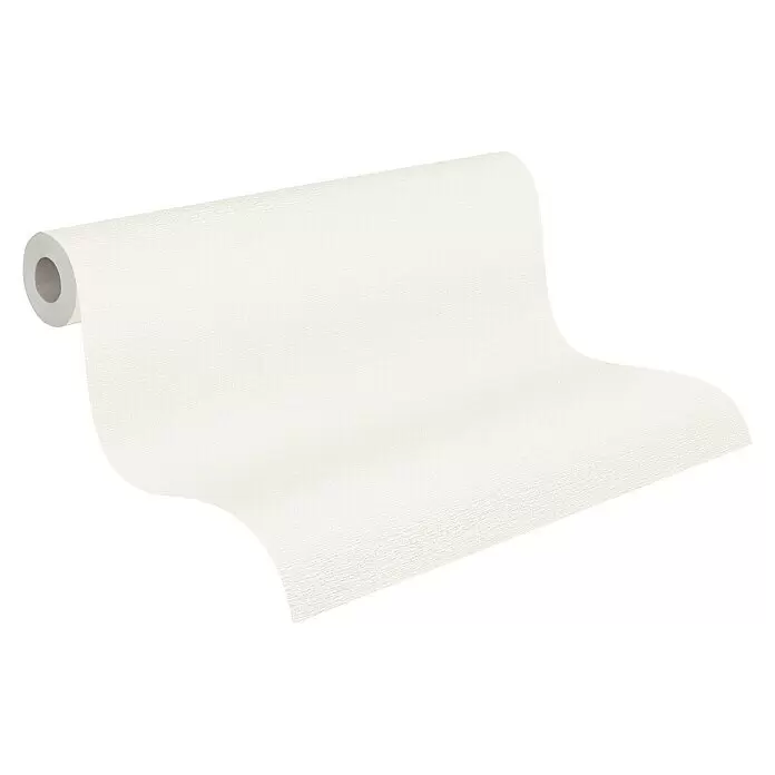 A.S. Création Casual Living Vliestapete Textilstruktur - Weiß, Uni, 10,05 x 0,53 m - Rolle weißer, strukturierter Tapete entrollend.