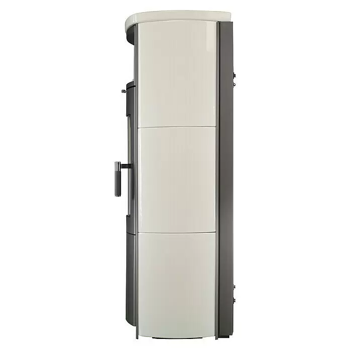 Hark Kaminofen Nika ECOplus - 7 kW, Raumheizvermögen: 193 m³, Material Verkleidung: Keramik, Creme/Weiß - Moderner, cremefarbener Keramikofen mit dunkelgrauen Metallseiten und Griff auf der linken Seite.