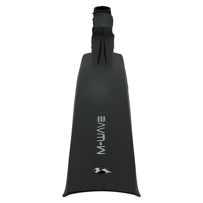 Fischer Spritzschutz - Passend für: 20" - 29" Laufräder - Schwarze M-Wave Tauchflosse, ideal für Unterwasserabenteuer. Das stromlinienförmige Design sorgt für effizienten Vortrieb beim Tauchen.