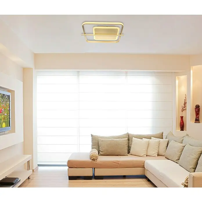 Globo LED-Deckenleuchte Reball - 36 W, Gold, Warmweiß, L x B x H: 40 x 36 x 5 cm, Eckig - Moderne quadratische Deckenleuchte mit goldenem Rahmen, die ein warmes Licht in einem stilvollen Wohnzimmer verbreitet und für eine elegante Atmosphäre sorgt.