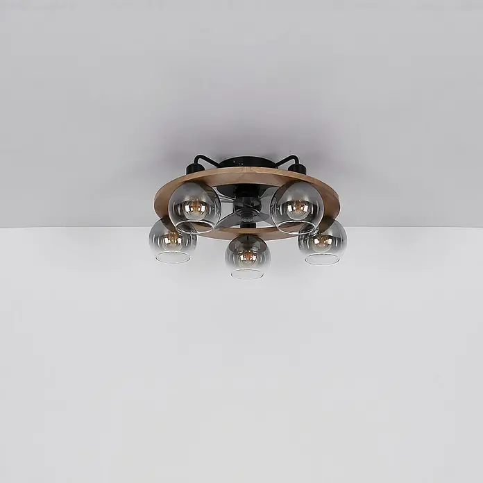 Globo Deckenventilator Narina - Rauchglas, 55 cm, 40 W - Deckenleuchte mit Holzrahmen und fünf Glaskugeln. Die Lampe strahlt ein warmes, einladendes Licht aus.