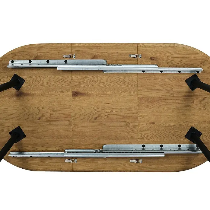 Home Deco Factory Mesa de comedor extensible Oval - L x An x Al: 80 x 160 x 76 cm, Negro - Vista detallada de la mesa de comedor extensible de roble con mecanismos metálicos y patas negras. Construcción robusta y diseño moderno.