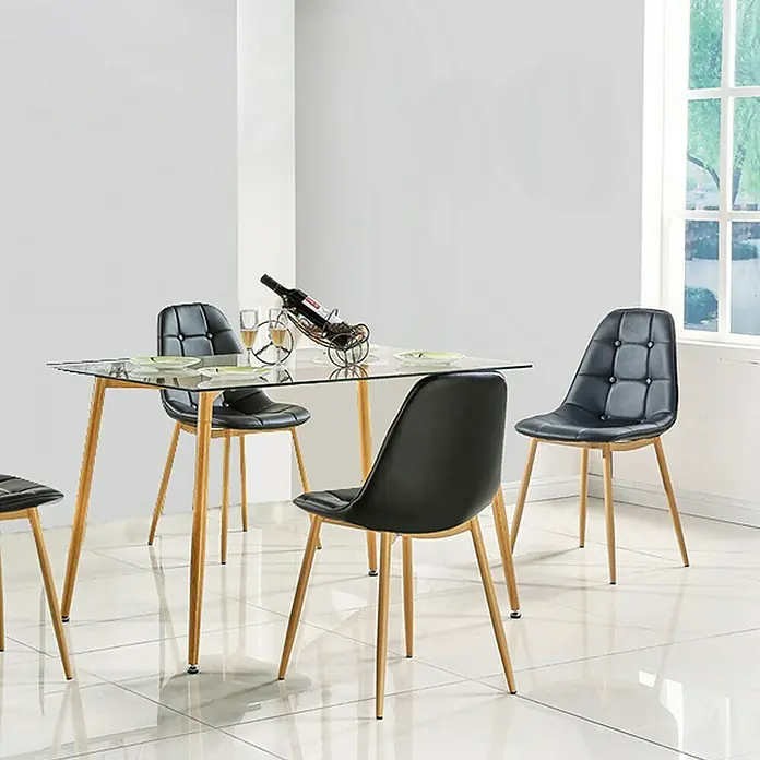 Mesa de comedor Cristal - L x An x Al: 75 x 115 x 75 cm, Transparente - Elegante mesa de comedor con tapa de cristal y sillas negras, ideal para comedores y hogares modernos.