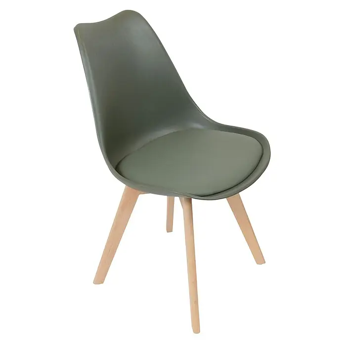Silla Copenhague - Caqui, 4 pzs. - Una silla de color verde oliva con patas de madera. El cojín del asiento es del mismo material que el respaldo, que es ligeramente flexible.