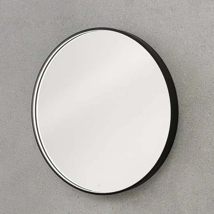 Camargue Lichtspiegel Alu - Durchmesser: 90 cm, Schwarz - Elegantes rundes Spiegeldesign mit schlankem, schwarzem Rahmen, das jedem Raum einen Hauch von moderner Raffinesse verleiht.