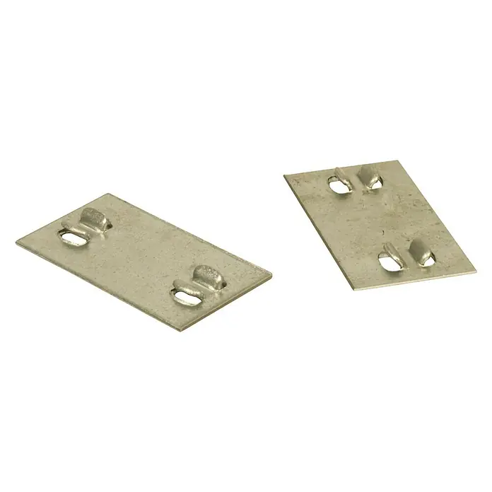 Simonrack Pletina de ensamblaje - L x An: 8,5 x 5,2 cm, 1 ud. - Dos placas metálicas de fijación con orificios estampados para tornillos o pernos sobre un fondo negro.