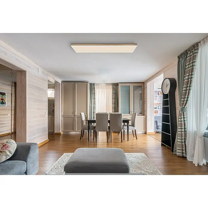 Globo LED-Deckenleuchte Doro - 36 W, L x B x H: 120 x 30 x 7,5 cm, Weiß, Holzoptik, Neutralweiß - Ein stilvolles Esszimmer mit einer modernen, rechteckigen Deckenleuchte, die das Zimmer hell und einladend macht.
