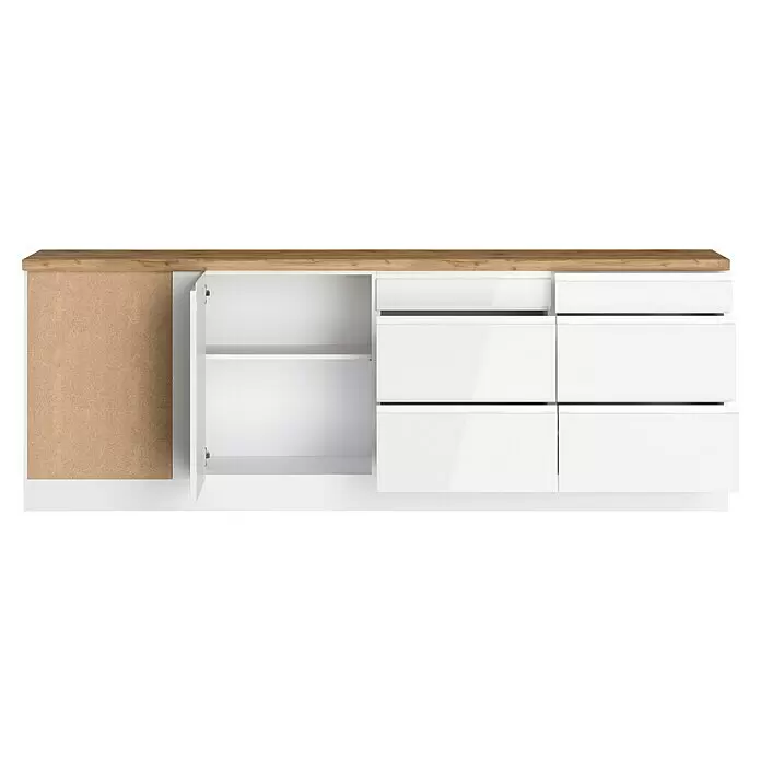 Held Möbel Küchenleerblock Treviso - 240 x 300 cm, Weiß, Dekor Arbeitsplatte: Holzoptik, Ohne Elektrogeräte, Für Einbaukühlschrank - Weißer Schrank mit offener Tür, hellbrauner Seitenwand und Holzplatte. Verfügt über mehrere weiße Schubladen und Türen.