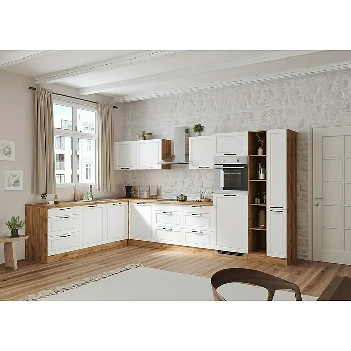 Held Möbel Küchenleerblock Padua Typ 4 - Breite: 360 cm, Weiß, Ohne Elektrogeräte - Helle Küche mit weißen Schränken und Holzakzenten. Das Kücheninterieur strahlt eine warme und einladende Atmosphäre aus.