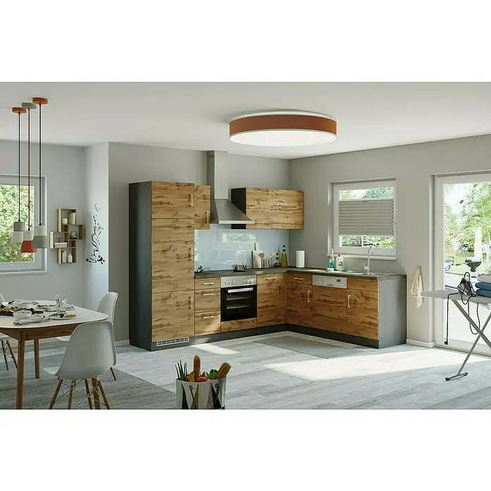 Held Möbel Winkelküche Barolo Typ 7 - B x T: 270 x 210 cm, Farbe Front: Wotaneiche, Graphitgrau, Ohne Elektrogeräte - Moderne Küche mit Holzfronten und grauem Rahmen, Esstisch mit weißen Stühlen und einer dekorativen Hängeleuchte.
