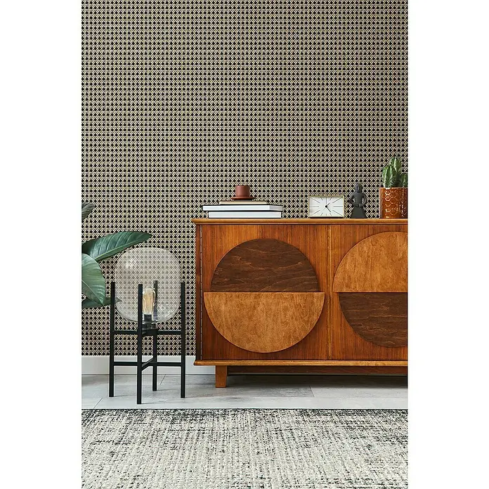 Marburg Struktura Vliestapete Holzgeflecht - Braun/Beige, Holzoptik, 10,05 x 0,53 m - Einrichtungsgegenstände in einem gemütlichen Raum.