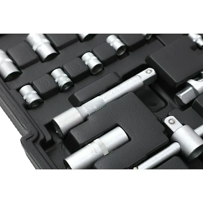 Fulmo Maletín de herramientas - 187 pzs. - Esta imagen muestra una caja de herramientas llena de varios vasos y extensiones, ordenados en un recipiente de plástico negro.
