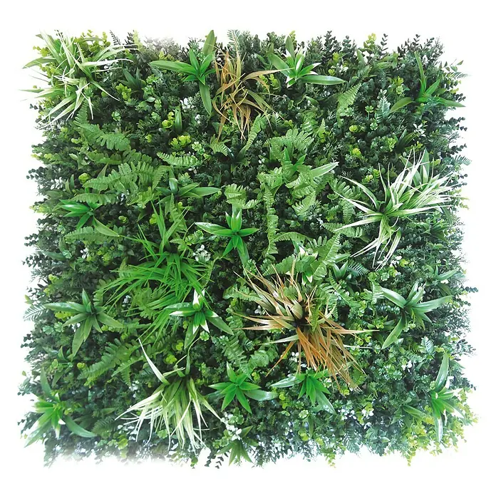 Jardín vertical Otoño - Plástico, L x An: 100 x 100 cm - Vista detallada de una exuberante pared de plantas artificial con tonos de verde, creando un ambiente natural y vibrante.