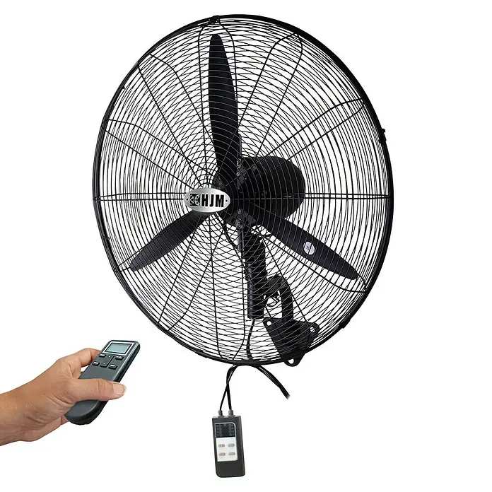 HJM Ventilador de pared para exterior VIP003MD - Negro, 75 cm, 210 W - Imagen de un ventilador negro HJM con mando a distancia, ideal para montaje en pared, para circulación óptima del aire.
