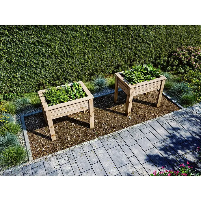 Hochbeet - L x B x H: 80 x 110 x 90 cm, Holz, Braun - Zwei hölzerne Pflanzkästen mit Pflanzen, die auf einem mit Mulch bedeckten Gartenweg stehen und eine natürliche und dekorative Gartengestaltung schaffen.