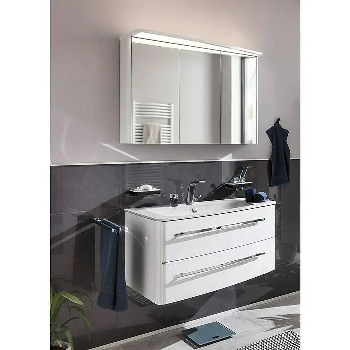 Lanzet Classico Badmöbel-Set CL10RWWC - 99,2 cm, Weiß, Farbe Griff: Chrom, Rechts - Modernes Badezimmer-Waschbecken mit Unterschrank in Weiß und Spiegelschrank mit Beleuchtung für ein stilvolles Ambiente.