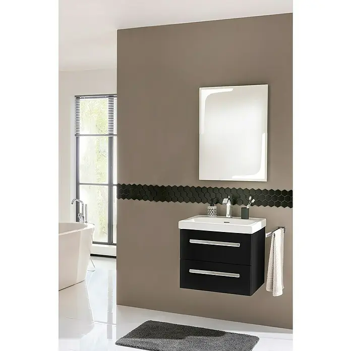 Lanzet K1 Badmöbel-Set K16G1 - 59,2 cm, Grafit - Ein modernes Badezimmer mit einem eleganten, schwarzen Waschtisch mit zwei Schubladen und einem stilvollen Spiegel.