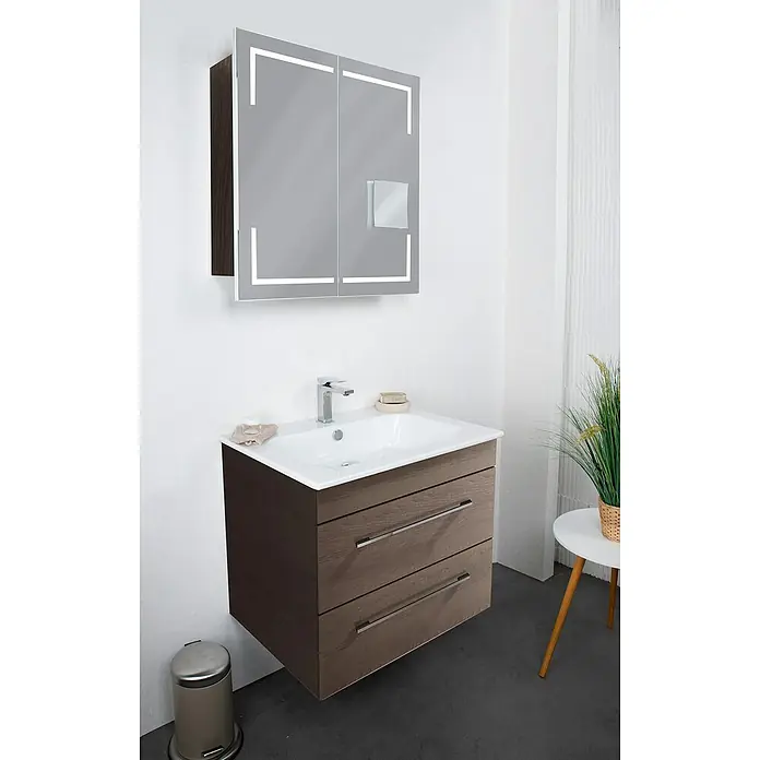 Lanzet K5 Badmöbel-Set K57E2R - 67,9 cm, Eiche Maron - Modernes Badezimmer mit Waschtischunterschrank in Holzoptik und Spiegelschrank mit Beleuchtung für ein stilvolles Ambiente.
