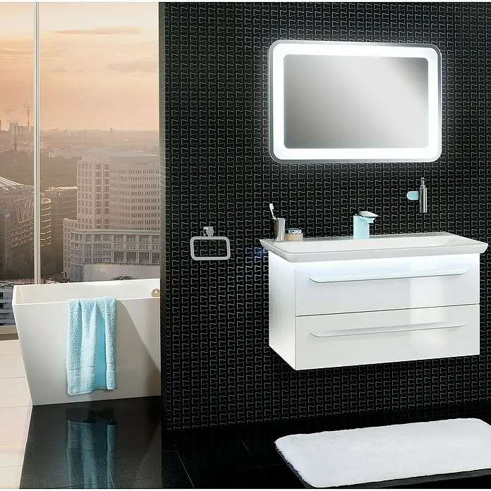 Lanzet M9 Badmöbel-Set M99W1 - 89,2 cm, Weiß - Ein modernes Badezimmer-Waschbecken mit zwei Schubladen, beleuchtetem Spiegel und schwarzem Fliesenhintergrund. Elegantes Baddesign mit Stadtblick.