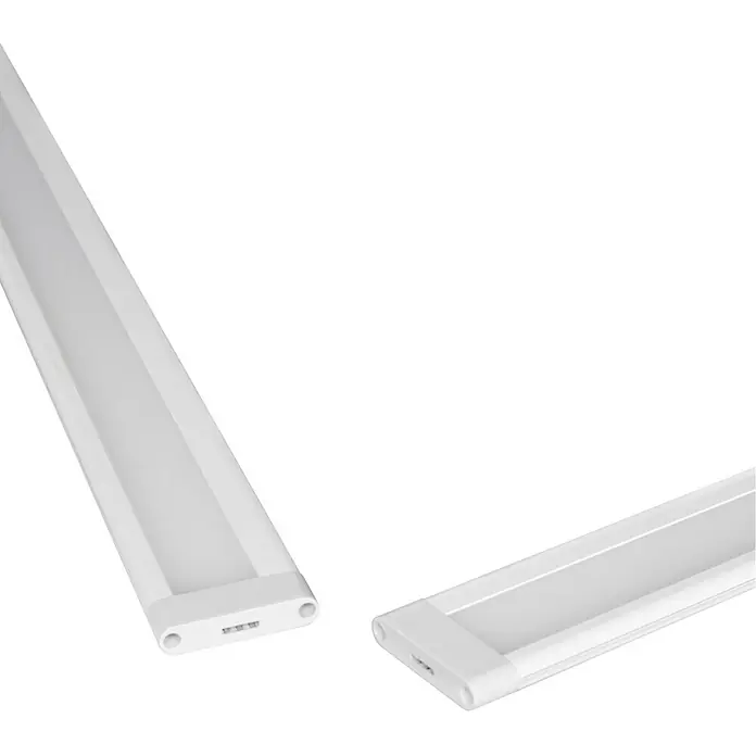 Ledvance LED-Lichtleiste Cabinet Slim - 6 W, Weiß, Länge: 30 cm, 1 Stk. - Das Bild zeigt zwei weiße LED-Leuchten, die für eine moderne und effiziente Beleuchtung in Innenräumen konzipiert sind.