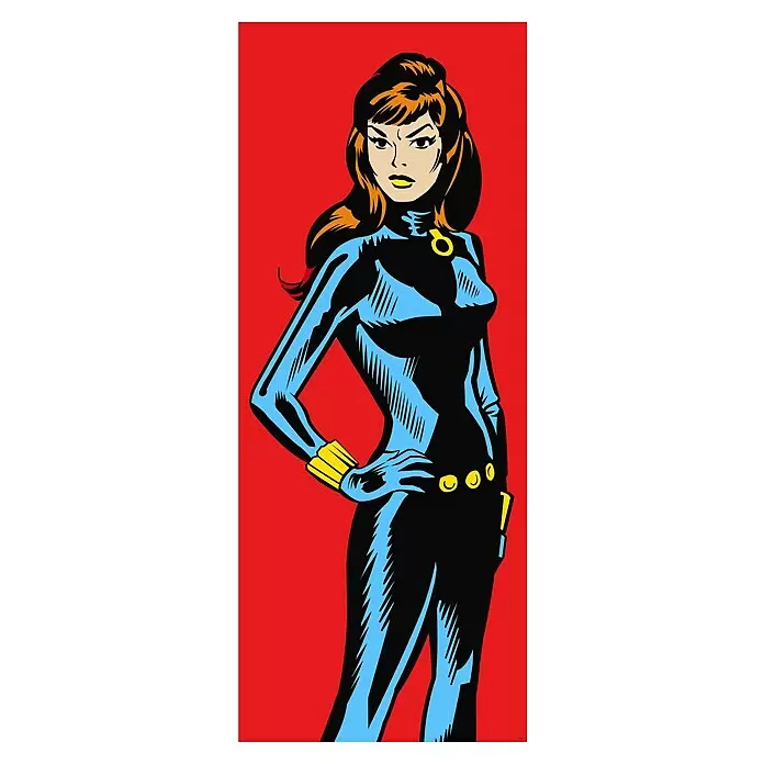 Komar Marvel Fototapete Marvel PowerUp Widow - B x H: 100 x 250 cm, Vlies - Pop-Art-Illustration einer Superheldin in schwarzem und blauem Anzug mit gelben Akzenten vor rotem Hintergrund.