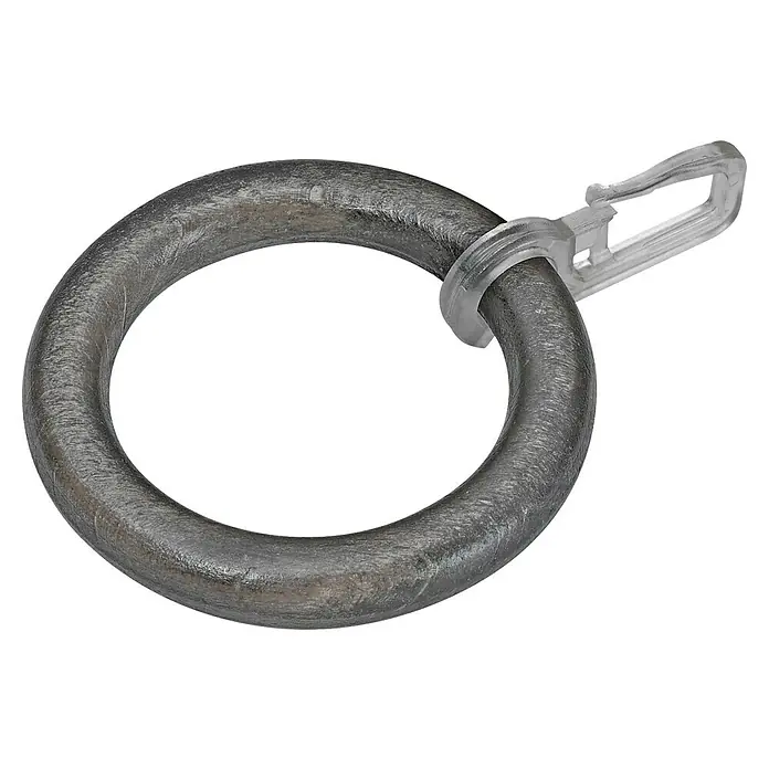Expo Ambiente Rundring-Pack - Grau, 10 Stk., Geeignet für: Gardinenstangen Ø 28 mm - Nahaufnahme eines Ringbolzens mit Karabinerhaken, der für sichere Befestigungen in verschiedenen Anwendungen sorgt.