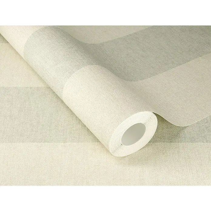 SCHÖNER WOHNEN-Kollektion Cosyliving Vliestapete STRIPE - Salbei-Sand, Streifen, 10,05 x 0,53 m - Nahaufnahme einer Rolle gestreifter Tapete in neutralen Farben.