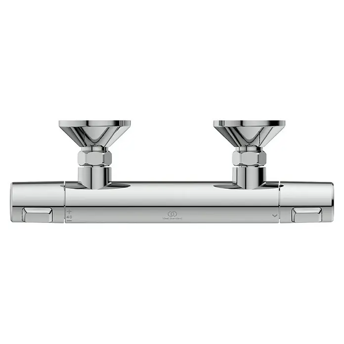 Ideal Standard Ceratherm Brausethermostat T25Chrom, Glänzend - Nahaufnahme einer Ideal Standard Duscharmatur zur Temperaturregelung und Wassermischung. Elegantes Design und hochwertige Verarbeitung.