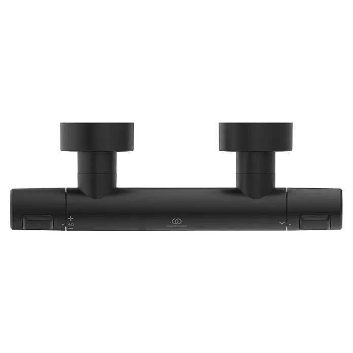 Ideal Standard Ceratherm Brausethermostat T25 - Schwarz - Eine Nahaufnahme eines schwarzen Ideal Standard Duschthermostats mit zwei Bedienungsknöpfen und Temperaturregler für Dusche oder Badewanne.
