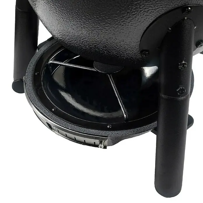 Char-Griller Holzkohlegrill Akorn Jr. Kamado - Durchmesser Grillfläche: 36 cm, Schwarz - Nahaufnahme eines schwarzen Kugelgrills, der Stabilität und Langlebigkeit verspricht, ideal für Grillliebhaber.