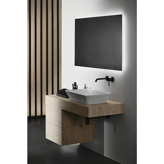 Ideal Standard Ceraline WaschtischarmaturSchwarz, Matt - Elegantes Badezimmerwaschbecken mit modernem Spiegel.