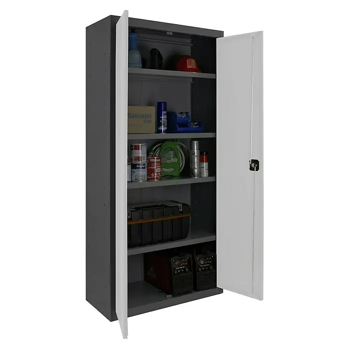 Simonrack Simonlocker Armario multiusos metálico Multi Professional Desmontado - L x An x Al: 40 x 60 x 180 cm, Antracita/Blanco, Número de baldas: 4 ud. - Armario de acero gris con estantes llenos de varias herramientas y materiales, las puertas están parcialmente abiertas.