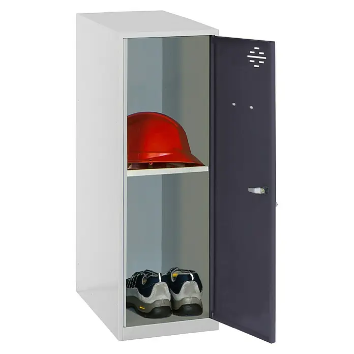 Simonrack Simonlocker Taquilla Mini Desmontada - L x An x Al: 50 x 40 x 91,5 cm, Gris/Antracita, Número de baldas: 1 ud. - Armario metálico con puerta abierta, casco en el estante superior y zapatos abajo. Ideal para almacenamiento seguro.