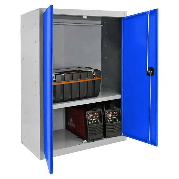 Simonrack Simonlocker Armario multiusos metálico Multi Professional Desmontado - L x An x Al: 40 x 80 x 90 cm, Gris/Azul, Número de baldas: 1 ud. - Armario de herramientas abierto con dos estantes, lleno de caja de herramientas y máquinas de soldar. Ideal para almacenamiento.
