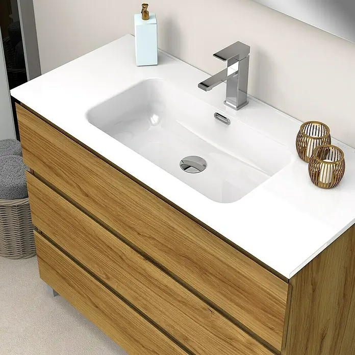 Artysan Conjunto de mueble de baño Atila - Ancho: 100 cm, Roble, 3 pzs. - Un tocador moderno con elementos de madera, un lavabo blanco y un grifo elegante, complementado con accesorios decorativos.