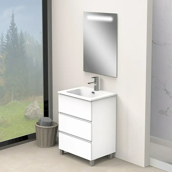 Artysan Conjunto de mueble de baño Atila - Ancho: 60 cm, Blanco seda, 3 pzs. - Un lavabo de baño moderno y elegante con cajones blancos y un espejo rectangular con iluminación para un ambiente elegante e iluminador.