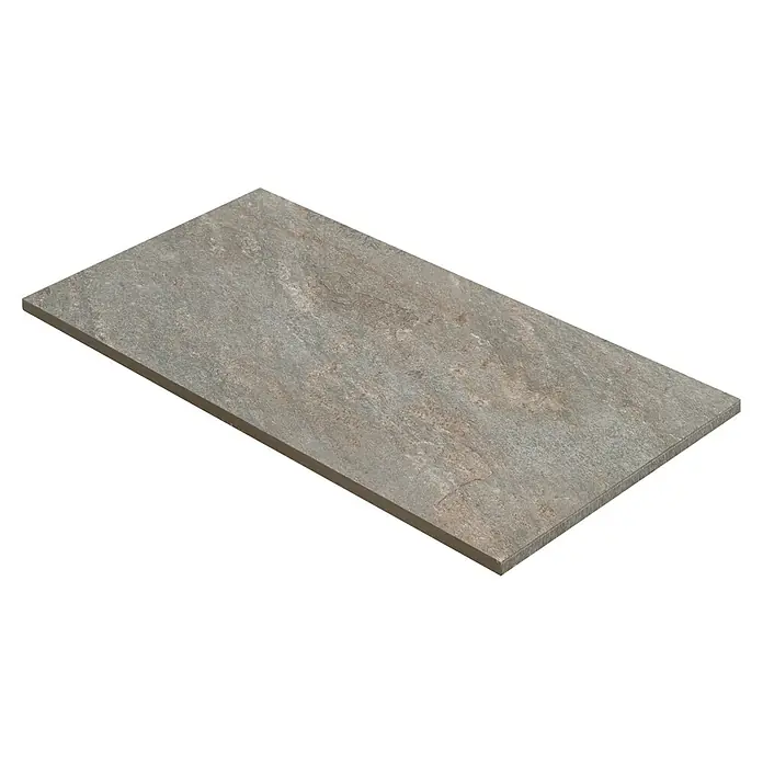 Terrassenfliese Nevada - 40 x 80 x 2 cm, Braun, Matt - Nahaufnahme einer rechteckigen, grauen Keramikfliese mit einer unregelmäßigen, leicht strukturierten Oberfläche auf schwarzem Hintergrund.