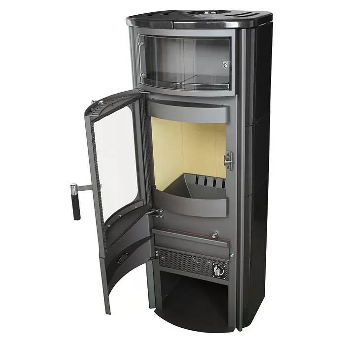Hark Kaminofen Opera B Grande - 5 kW, Raumheizvermögen: 138 m³, Material Verkleidung: Keramik, Schwarz - Dunkelgrauer Holzofen mit offener Haupttür, gelbe Schamottsteine im Inneren. Oberes Glasfach geschlossen.
