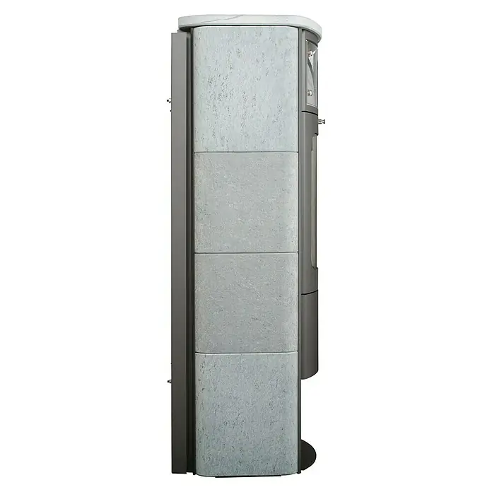 Hark Kaminofen Opera B Grande - 7 kW, Raumheizvermögen: 193 m³, Material Verkleidung: Stahl, Grau - Seitenansicht eines Kaminofens mit grauer Verkleidung und abgerundeten Kanten für eine gemütliche Atmosphäre in Ihrem Zuhause.