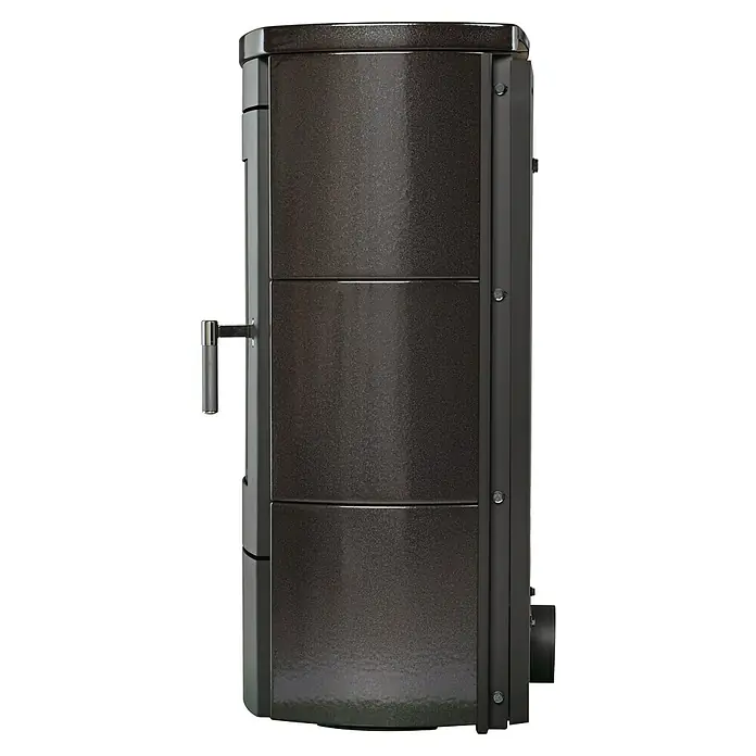 Hark Kaminofen Tiamo Ex - 6 kW, Raumheizvermögen: 165 m³, Material Verkleidung: Keramik, Schwarz - Nahaufnahme eines modernen Kaminofens mit dunkler Metallverkleidung, der Wärme und Stil vereint.