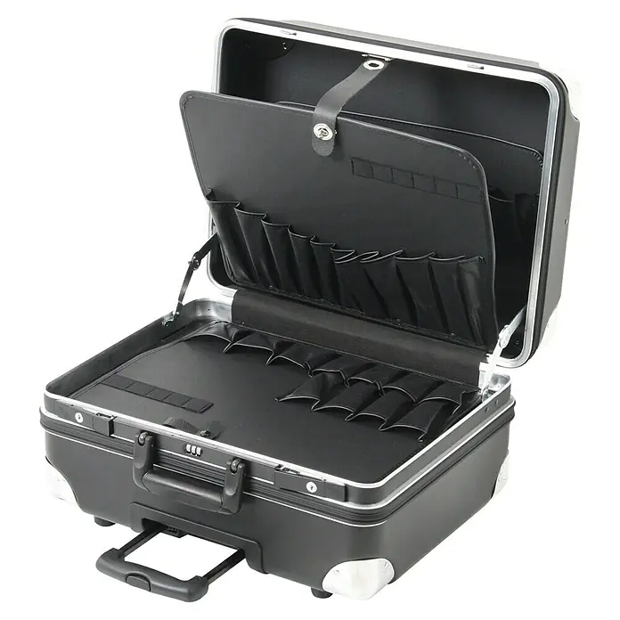 Hepco & Becker Werkzeugkoffer Robust 5765 - L x B x H: 430 x 510 x 300 mm, High Density Polyethylen (HDPE) - Geöffneter, schwarzer Trolley-Koffer mit silbernen Akzenten und Fächern.