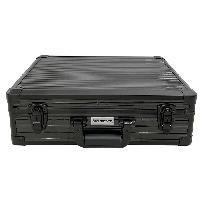 Wisent Maschinenkoffer - L x B x H: 465 x 150 x 365 mm, Aluminium, Schwarz - Das Bild zeigt einen schwarzen Wisent-Koffer mit Rillenstruktur und stabilen Verschlüssen, ideal für sicheren Transport.