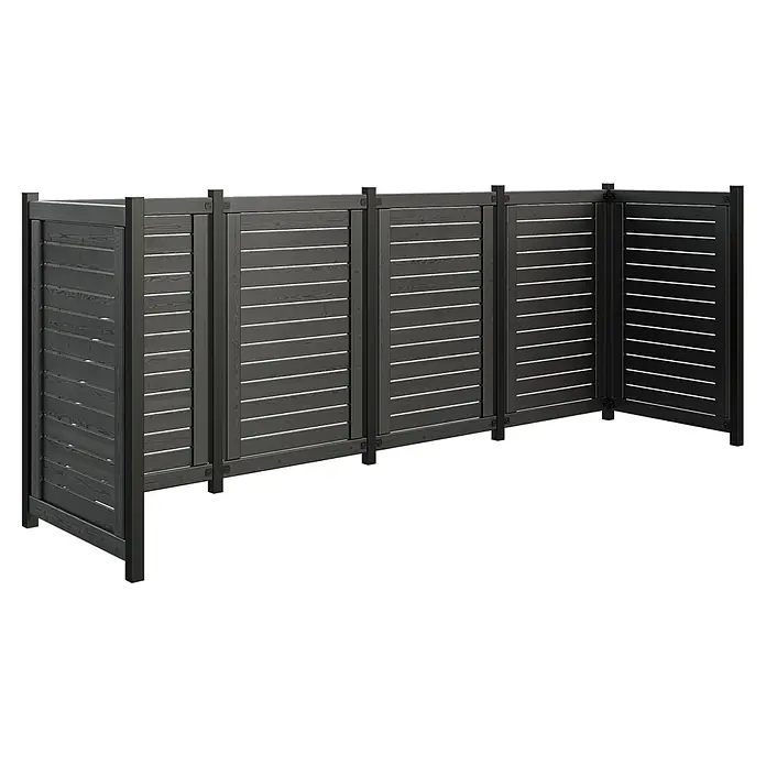 Plus Mülltonnenverkleidung Lund - Schwarz, Geeignet für Anzahl Mülltonnen: 4 Stk. - Das Bild zeigt eine graue Sichtschutzwand mit horizontalen Lamellen, die einen stilvollen und modernen Gartenbereich abgrenzt.